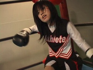 コスプレ女子ボクシング