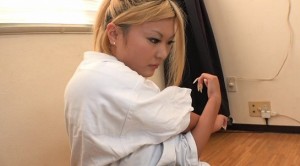 立花みか(別名たちばなみか)高身長、金髪黒ギャルが空手で鉄拳制裁!M男タジタジ【バンプフレイヤ】